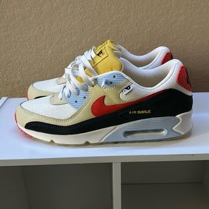 Brand new special edition Nike air max 90 Set to rise